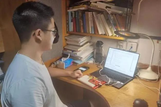 1661525269188769.jpg 03.jpg